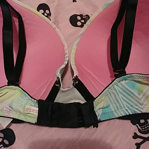 🆑🎉 PINK🆚Wear Everywhere Push🆙 Bra - Picture 7 of 8